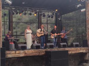 11224102_10205836700008943_4417704871125413582_n